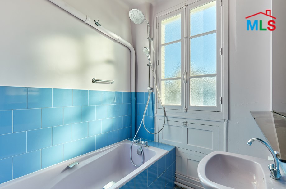 2-BEDROOMS APARTMENT FOR SALE l TROCADERO l PARIS 16ème l FRANCE - 59m2