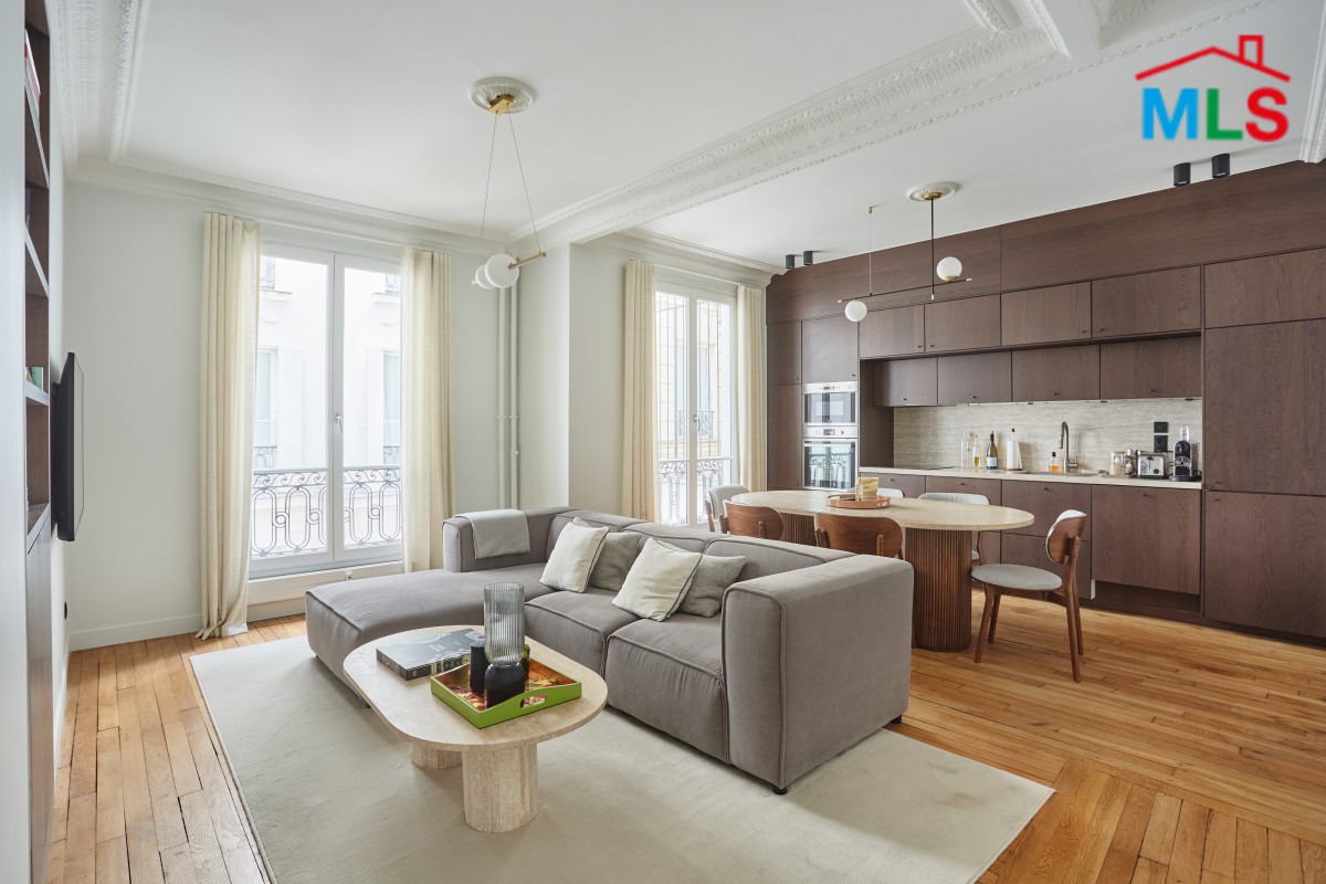 RENOVATED APARTMENT FOR SALE l MUETTE I PARIS 16ème l FRANCE - 60m2