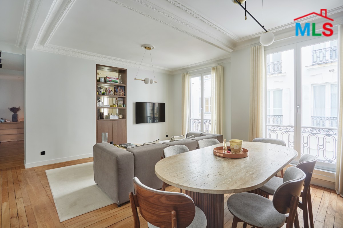 RENOVATED APARTMENT FOR SALE l MUETTE I PARIS 16ème l FRANCE - 60m2