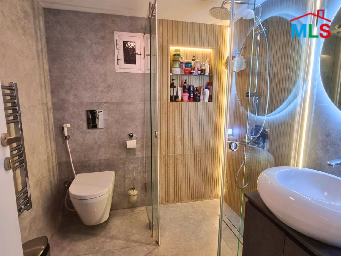 Fully Furnished Apartment For Sale in Hadath