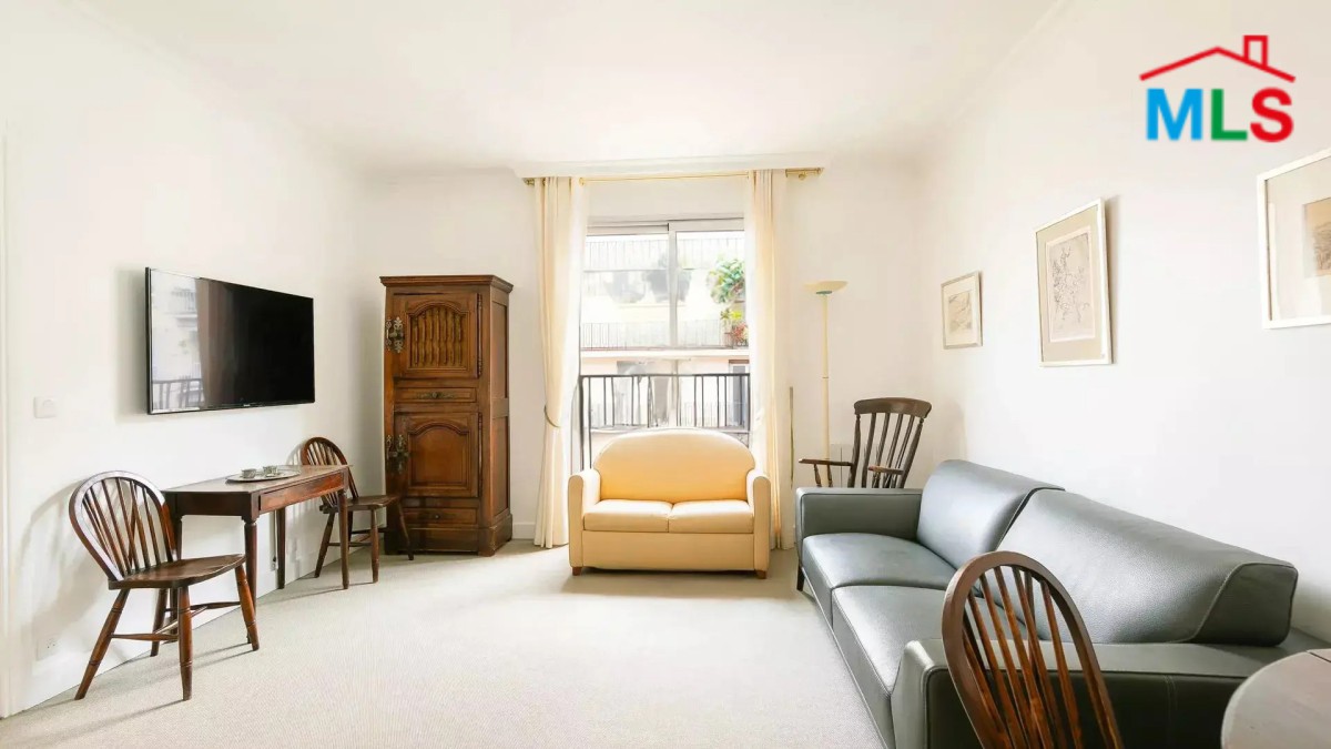 ONE BEDROOM APARTMENT FOR SALE IN PLACE RODIN I PARIS 16ème l FRANCE - 42m2