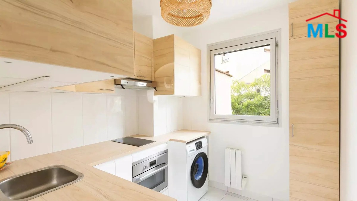 ONE BEDROOM APARTMENT FOR SALE IN PLACE RODIN I PARIS 16ème l FRANCE - 42m2