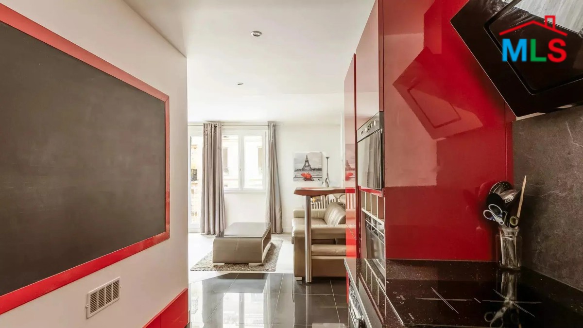 34 SQM STUDIO WITH OPEN VIEW FOR SALE IN JASMIN I PARIS 16ème l FRANCE