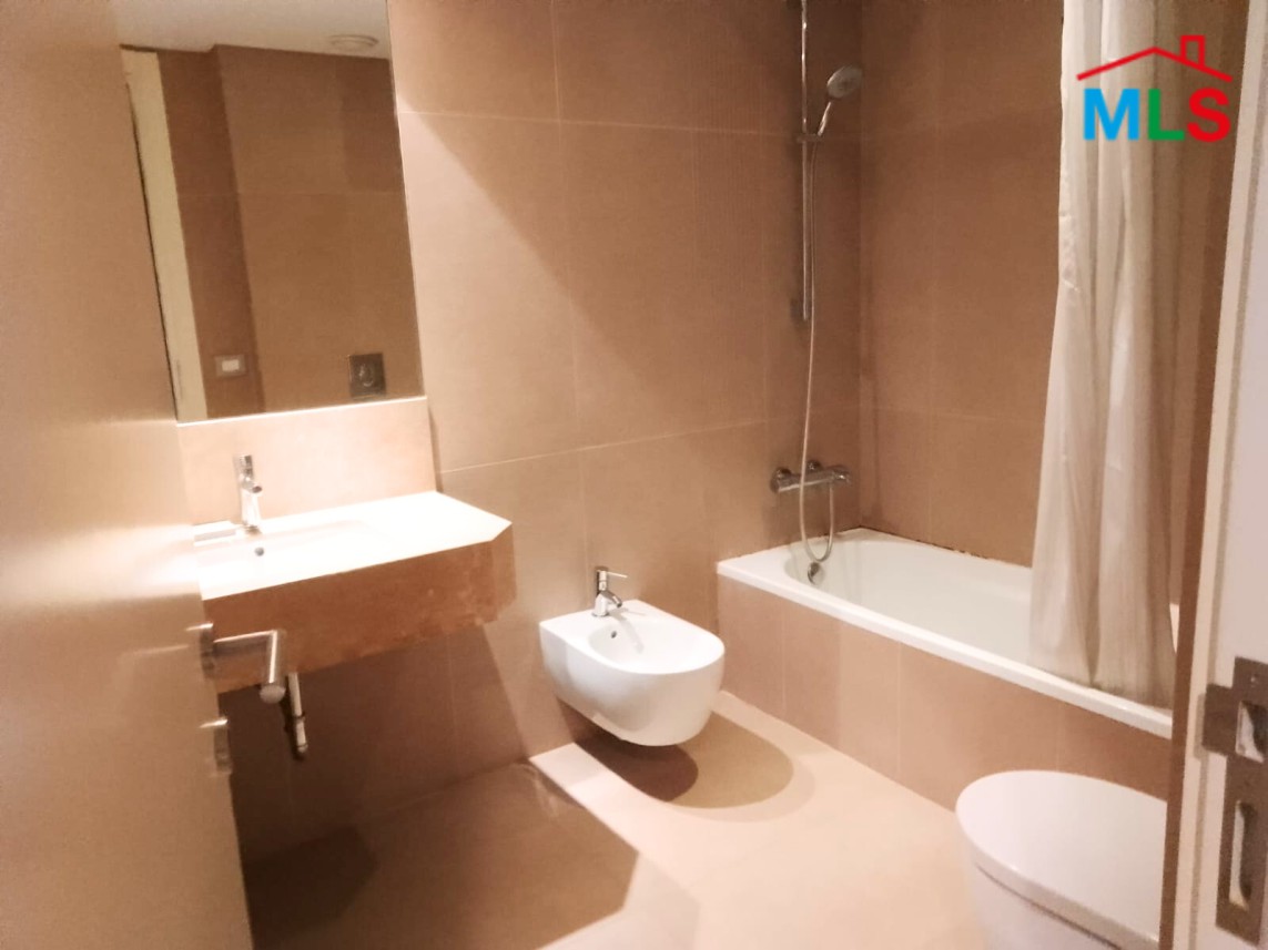 Chalet with Terrace For Sale in a Resort in Fakra, Kfardebian