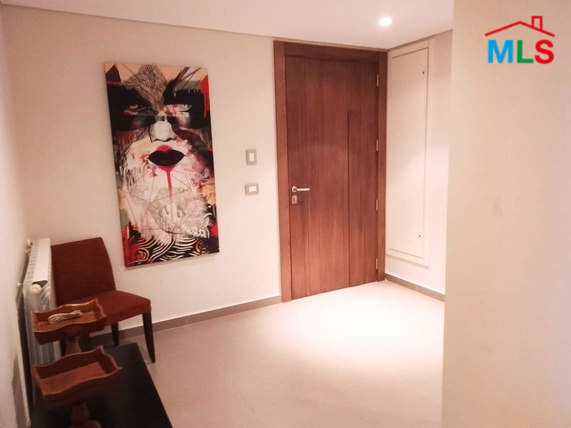 Chalet with Terrace For Sale in a Resort in Fakra, Kfardebian