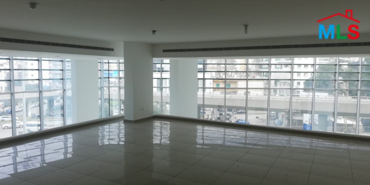 Showroom For Sale In A Prime Location In Sin El Fil