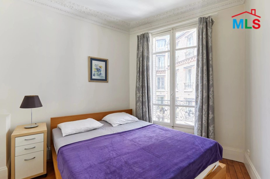 ONE BEDROOM APARTMENT FOR SALE l PARIS 7ème l FRANCE - 58m2