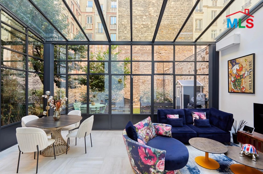 2-BEDROOM APARTMENT WITH TERRACE FOR SALE l PARIS 16ème l FRANCE - 78m2