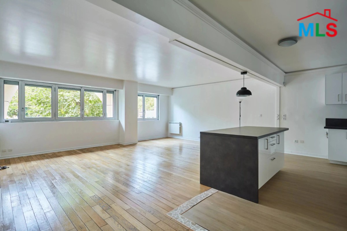 FURNISHED 2-BEDROOM APARTMENT FOR SALE l PARIS 16ème l FRANCE - 88m2