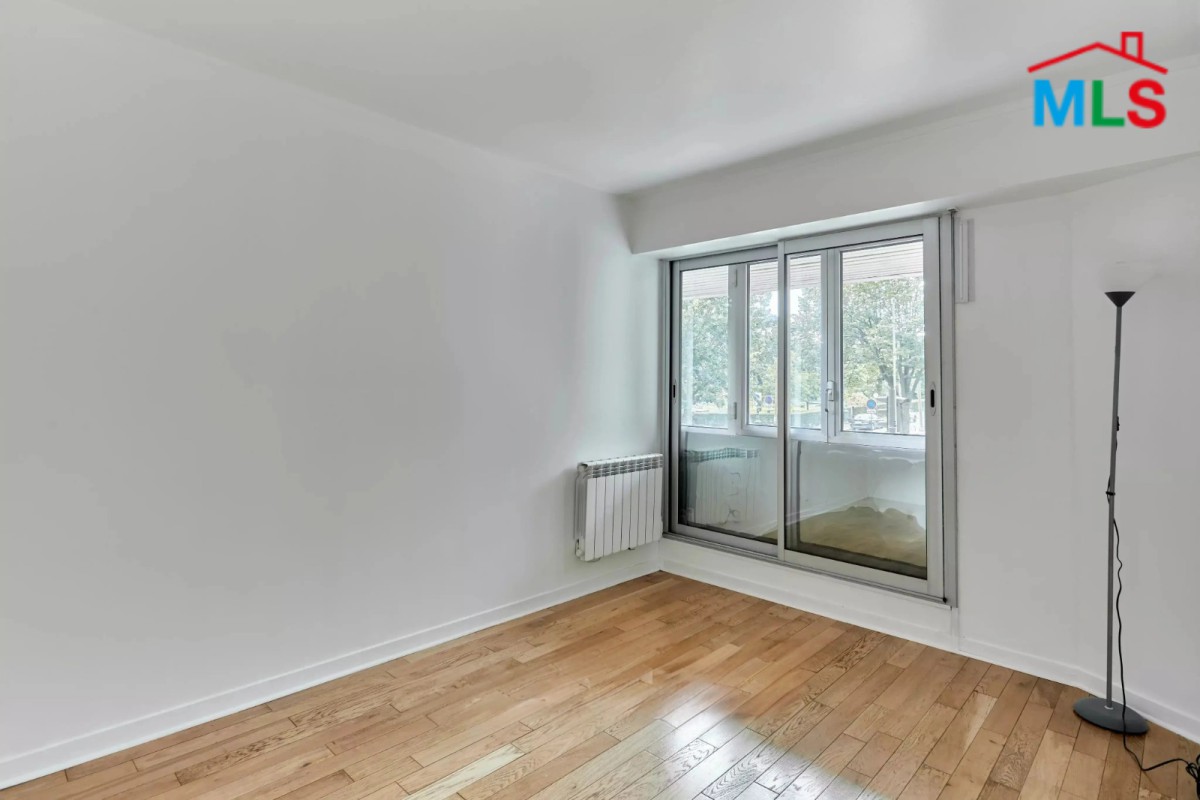 FURNISHED 2-BEDROOM APARTMENT FOR SALE l PARIS 16ème l FRANCE - 88m2