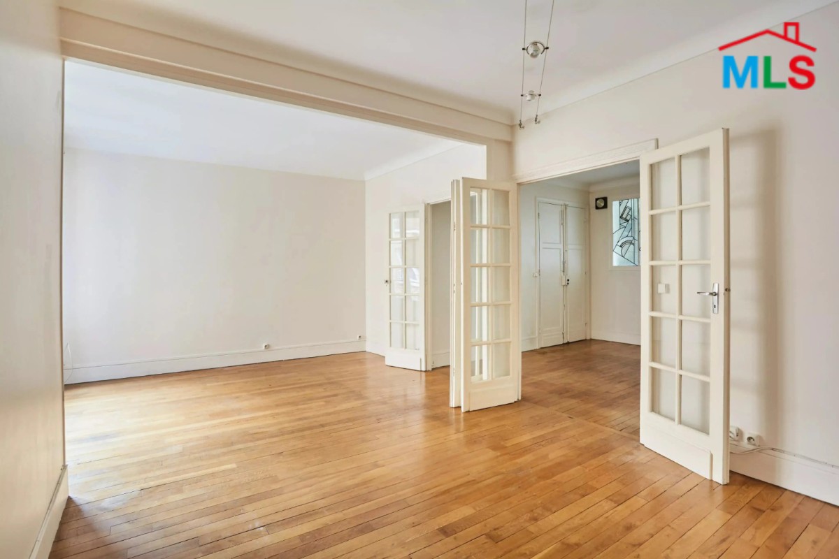 2-BEDROOM APARTMENT FOR SALE l PARIS 16ème l FRANCE - 83m2