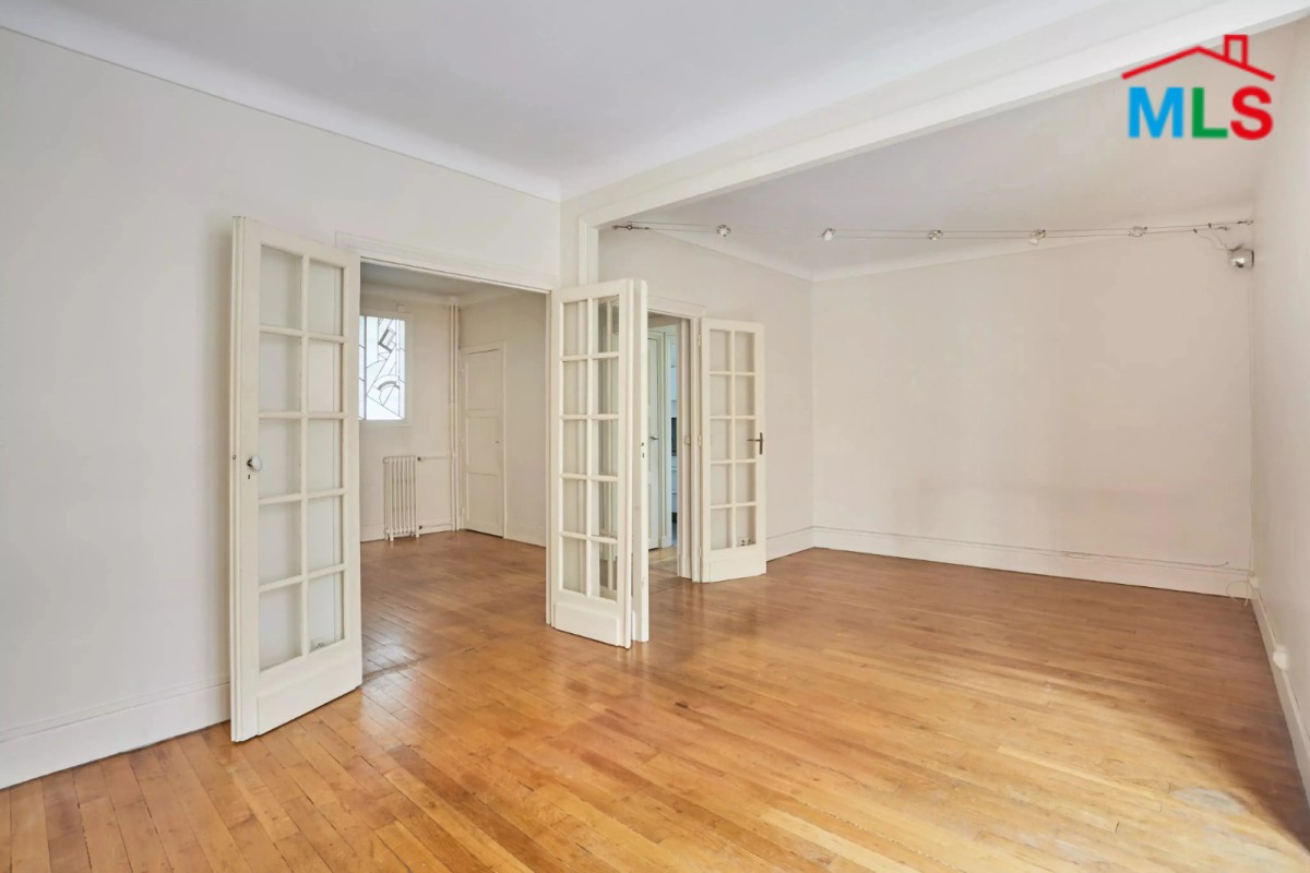 2-BEDROOM APARTMENT FOR SALE l PARIS 16ème l FRANCE - 83m2