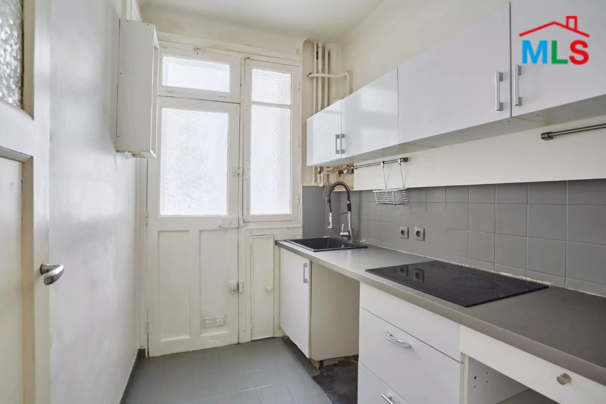 2-BEDROOM APARTMENT FOR SALE l PARIS 16ème l FRANCE - 83m2