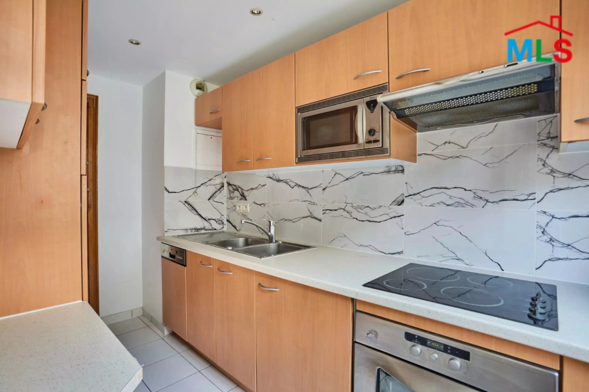 ONE BEDROOM APARTMENT FOR SALE l PARIS 16ème l FRANCE - 48m2