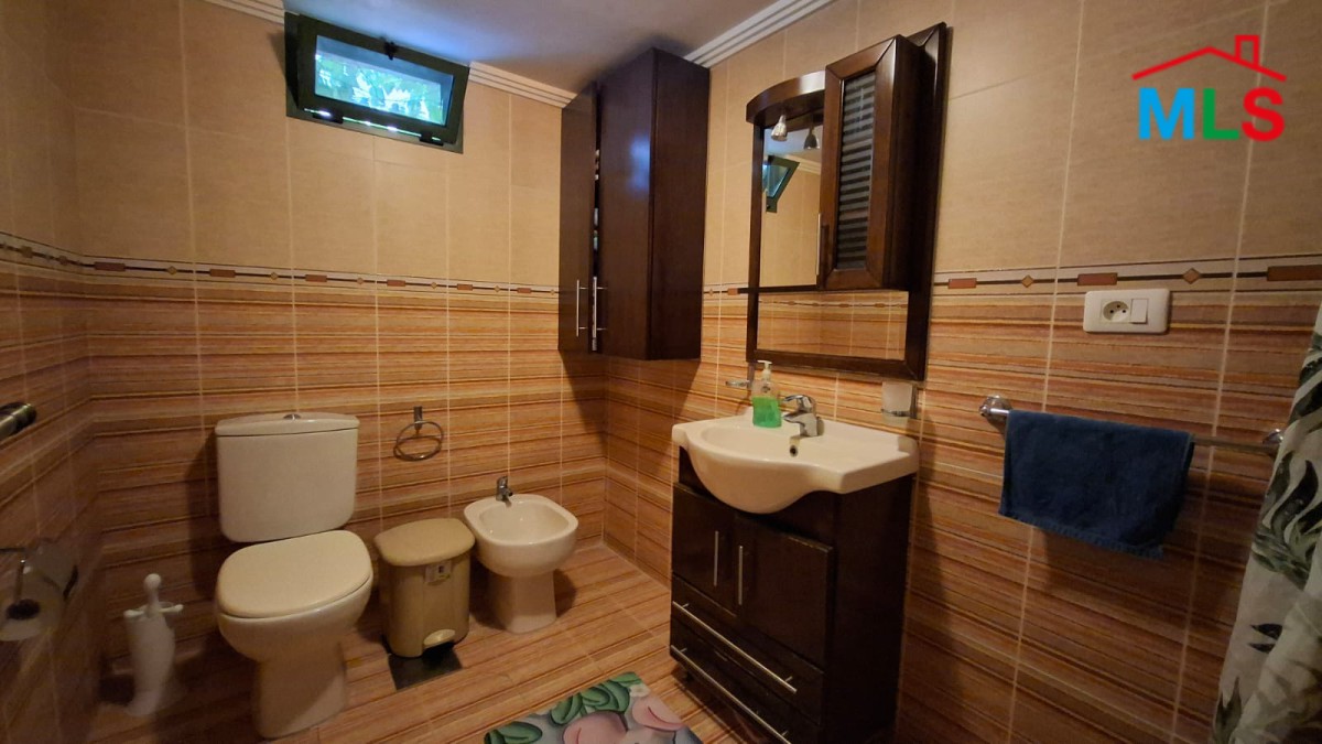 Private High-End Duplex For Sale in Aamchit