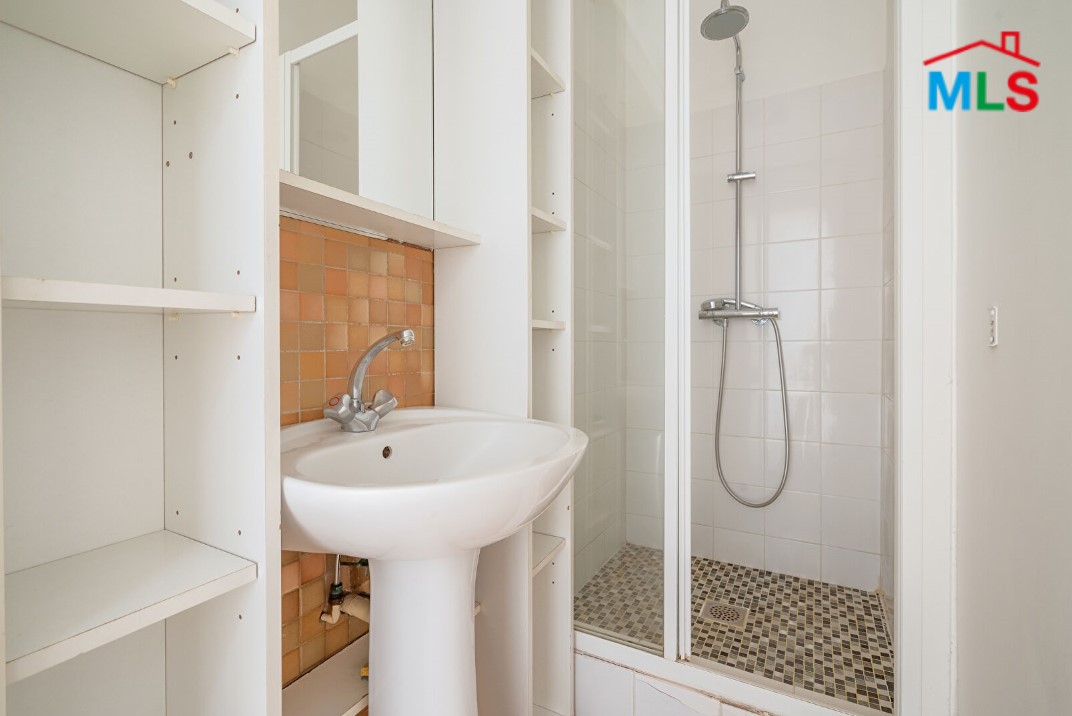 BEAUTIFUL 3-BEDROOM APARTMENT FOR SALE l PARIS 16ème l FRANCE - 147m2