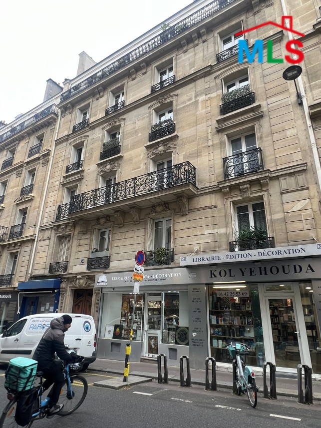 BEAUTIFUL 3-BEDROOM APARTMENT FOR SALE l PARIS 16ème l FRANCE - 147m2