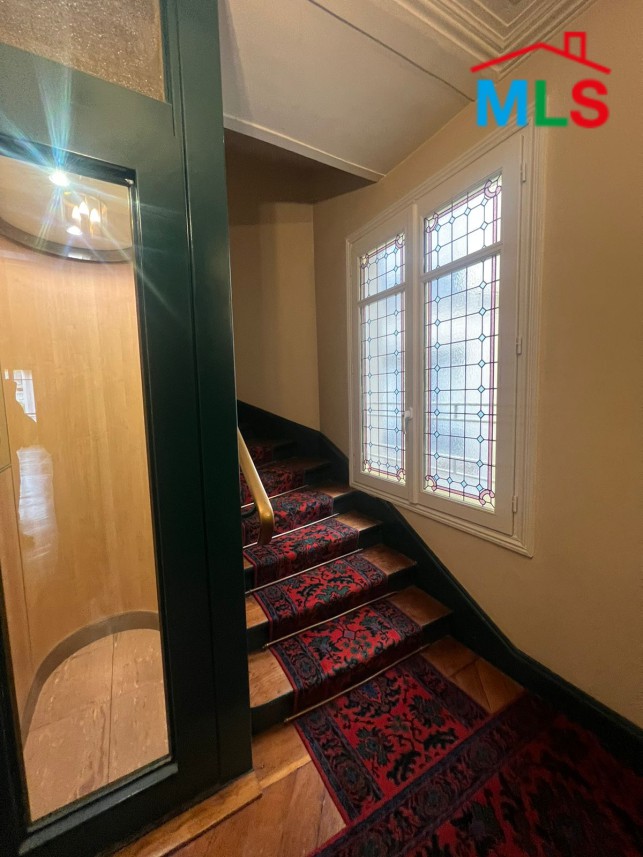 BEAUTIFUL 3-BEDROOM APARTMENT FOR SALE l PARIS 16ème l FRANCE - 147m2