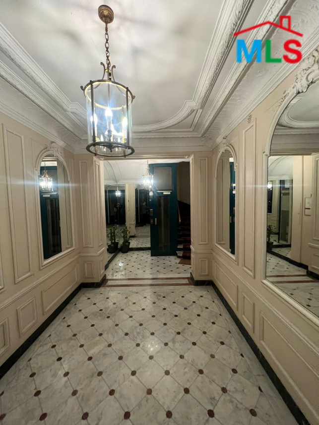 BEAUTIFUL 3-BEDROOM APARTMENT FOR SALE l PARIS 16ème l FRANCE - 147m2