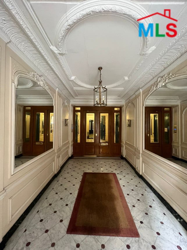 BEAUTIFUL 3-BEDROOM APARTMENT FOR SALE l PARIS 16ème l FRANCE - 147m2