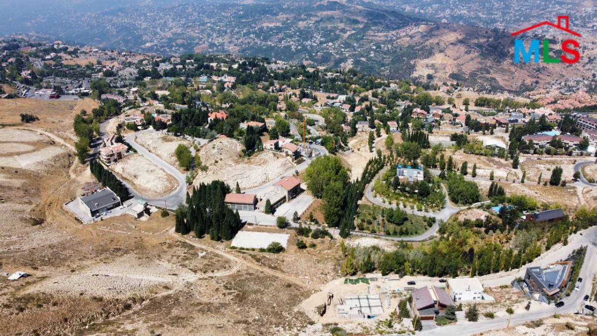 Land For Sale In A Good Location In Tilal Fakra