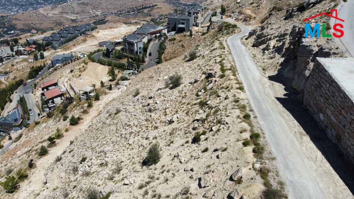 Land For Sale In A Good Location In Tilal Fakra