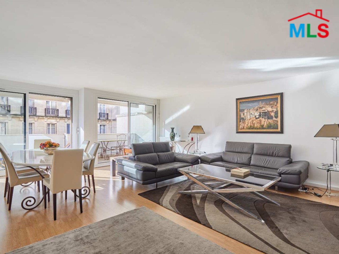 BRIGHT 2 BEDROOMS APARTMENT FOR SALE l PARIS 16ème l FRANCE - 90m2