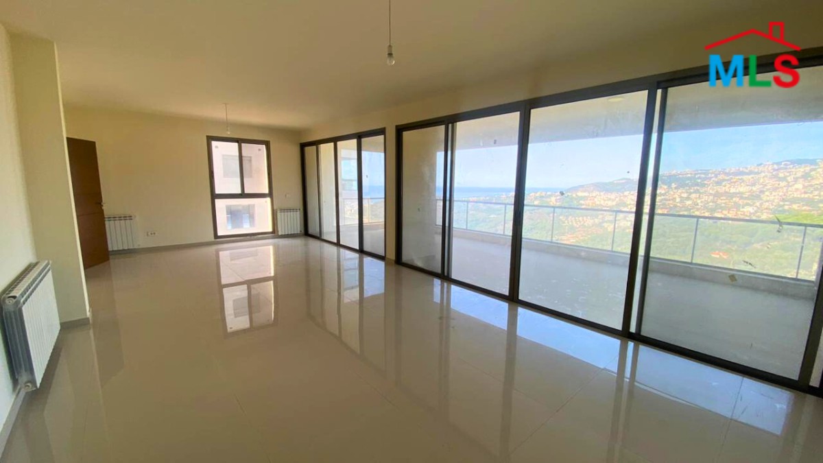 Spacious Apartment with a Beautiful View For Sale in Qornet El Hamra