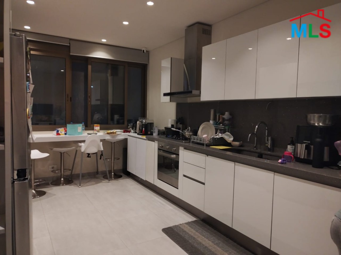 Spacious & Modern Apartment For Sale in Adma