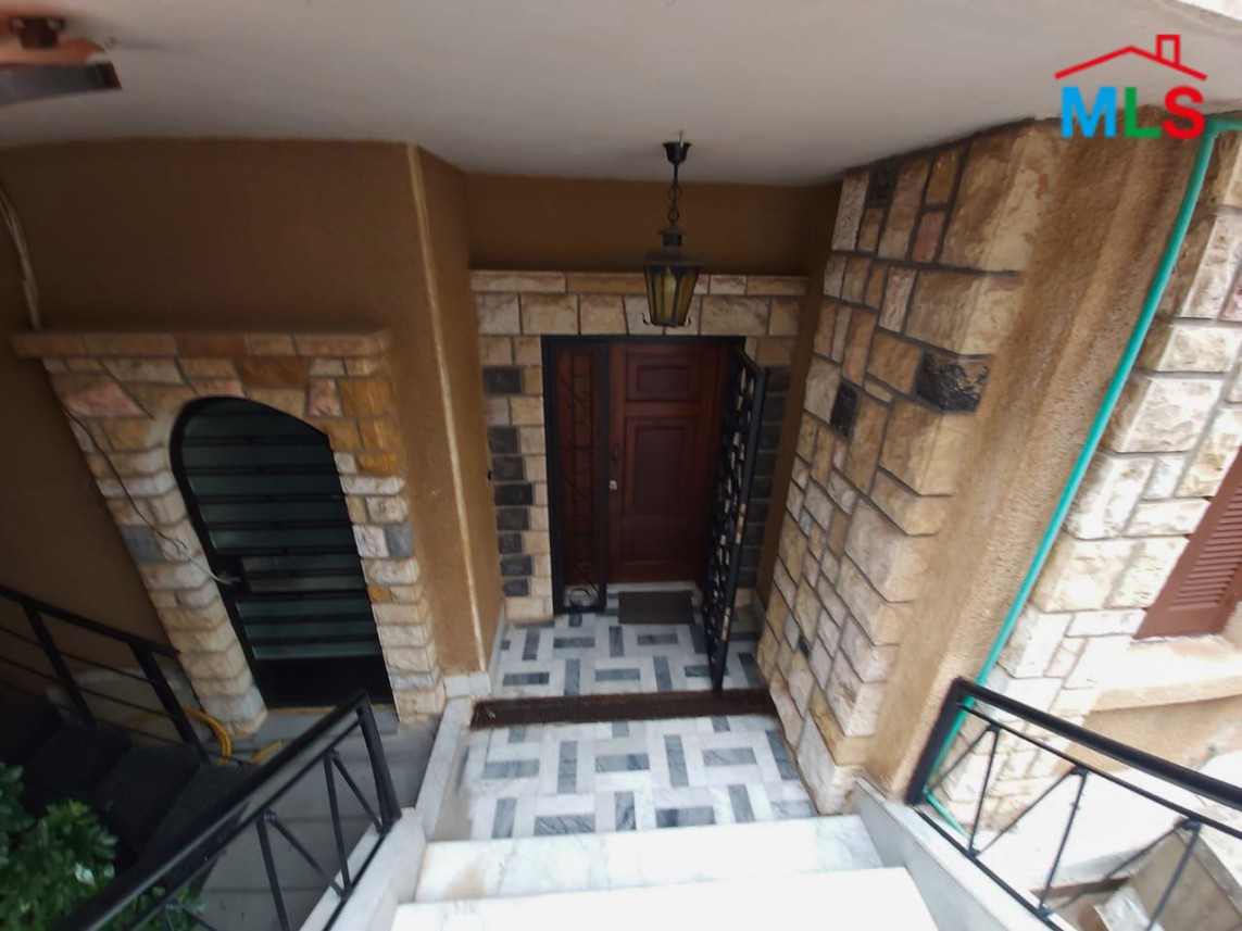 Villa With a Large Garden & Terrace For Sale in Naccache