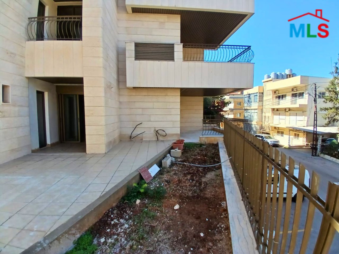 Spacious Apartment With Terrace For Sale in Kornet Chehwan