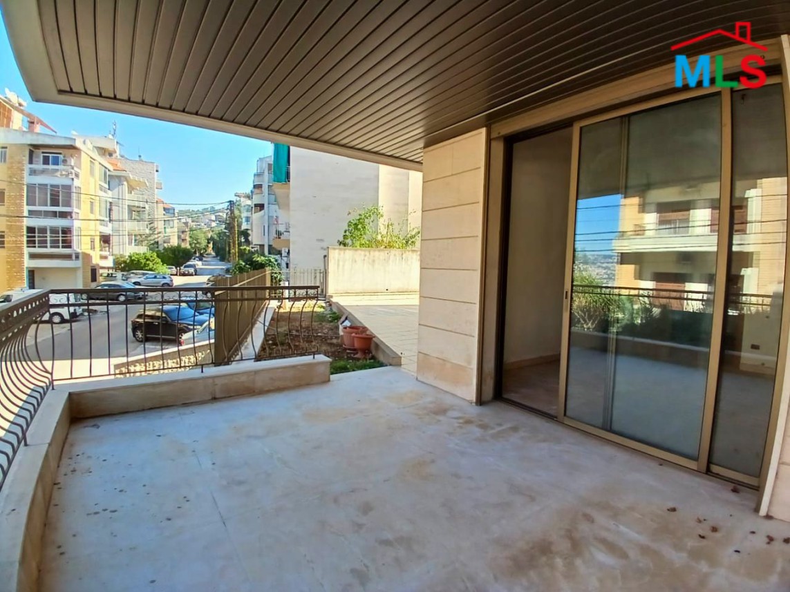 Spacious Apartment With Terrace For Sale in Kornet Chehwan