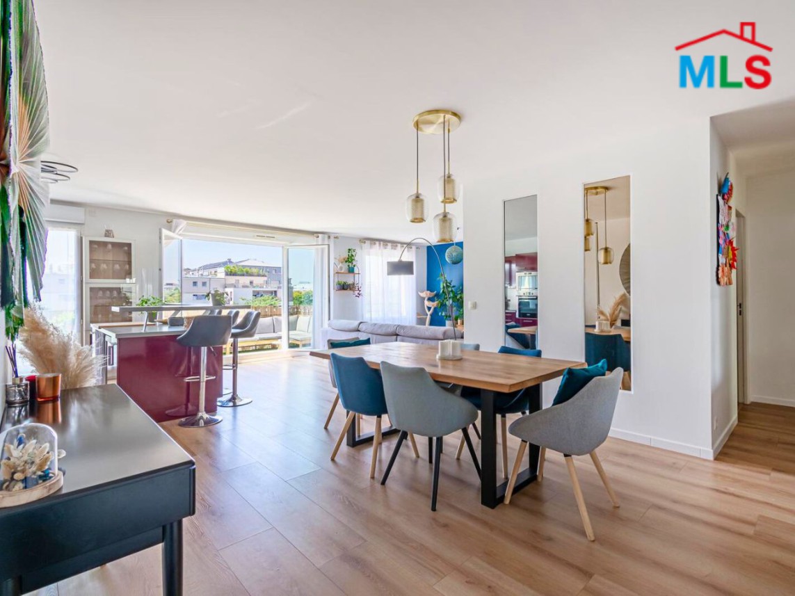 3-BEDROOM APARTMENT WITH TERRACES FOR SALE | RUEIL-MALMAISON l FRANCE- 93 m2