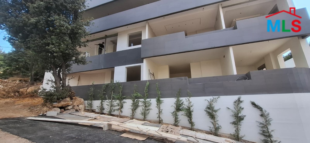 Under-Construction Apartment With Terrace For Sale in Qannabet Broumana