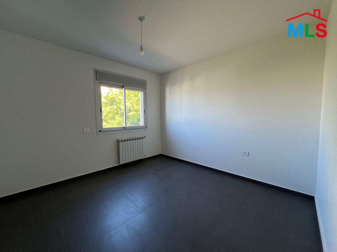 High-End 300 SQM Apartment For Sale in Kfarhbeib