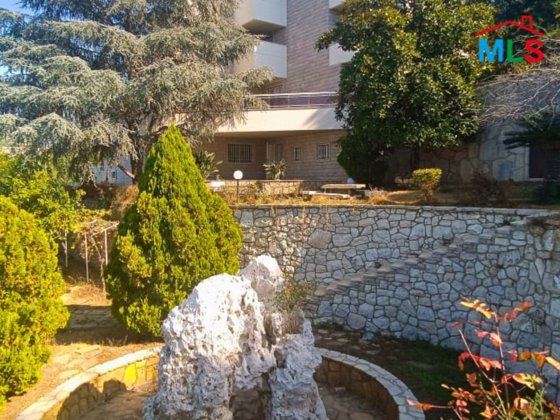 Luxurious Villa With Gardens & an Amazing View For Sale in Ghazir