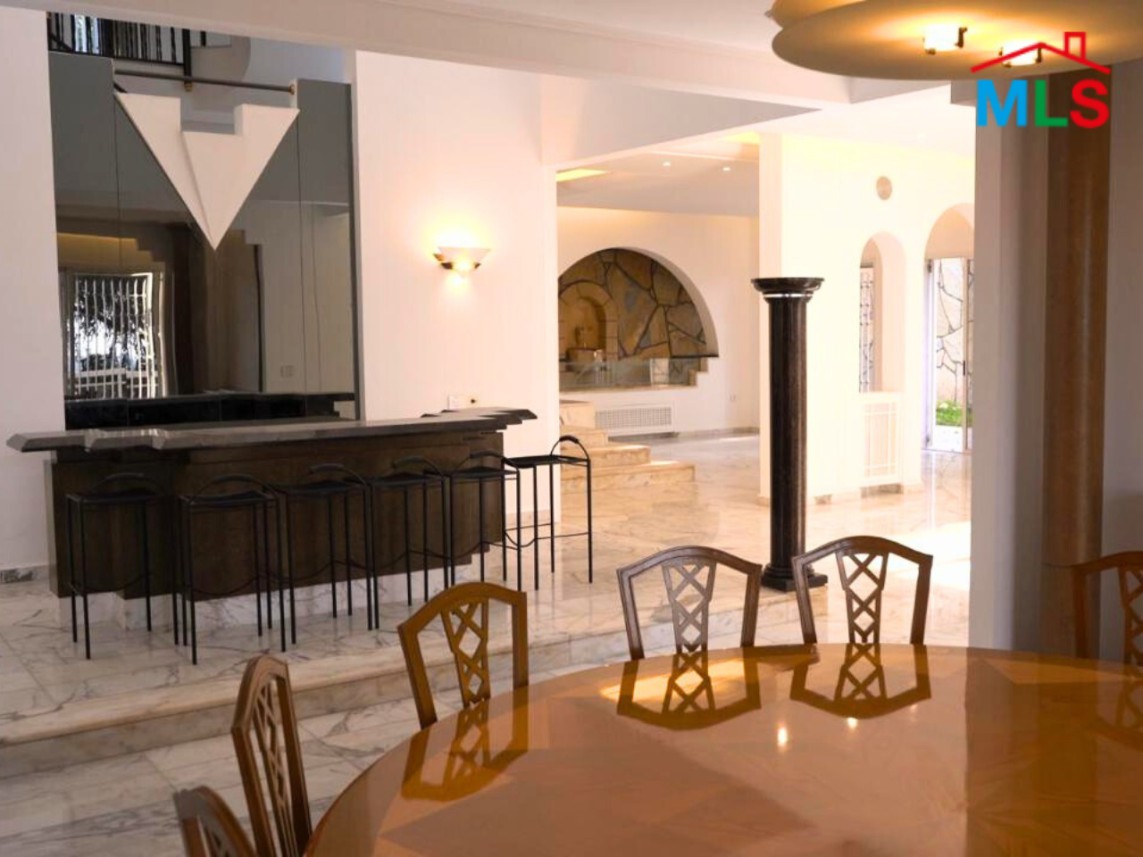 Luxurious Villa With Gardens & an Amazing View For Sale in Ghazir