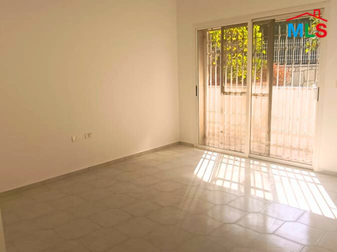 Luxurious Villa With Gardens & an Amazing View For Sale in Ghazir