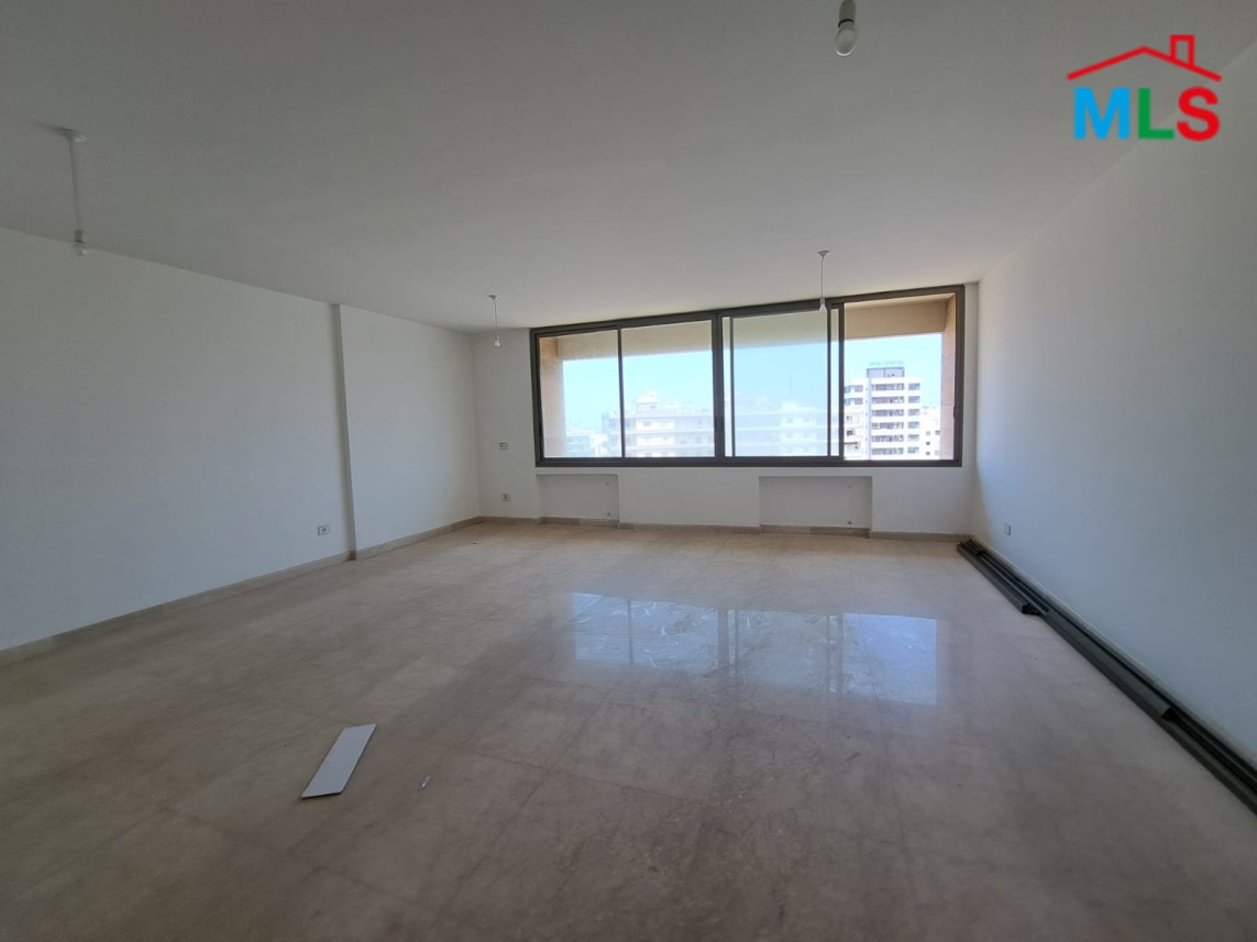 Spacious High-End Apartment For Sale in Jdeideh