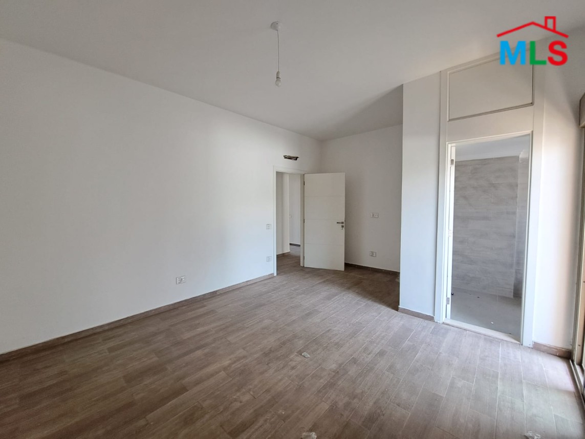 Spacious High-End Apartment For Sale in Jdeideh