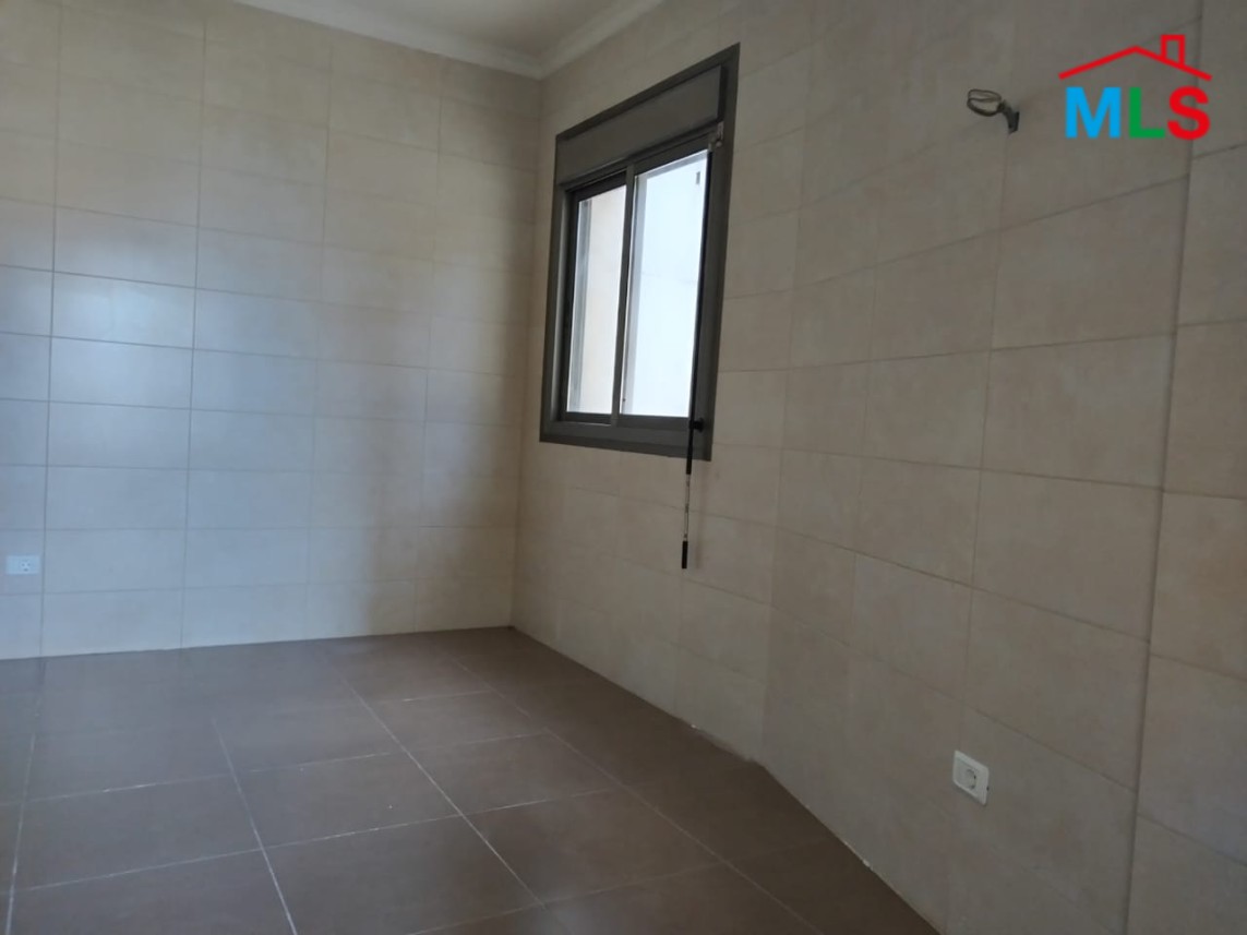 Spacious Apartment For Sale in Maaysra With 70 sqm Garden
