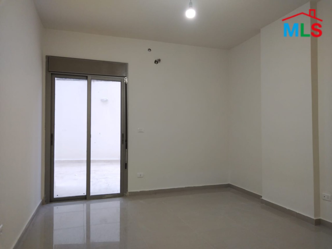 Spacious Apartment For Sale in Maaysra With 70 sqm Garden