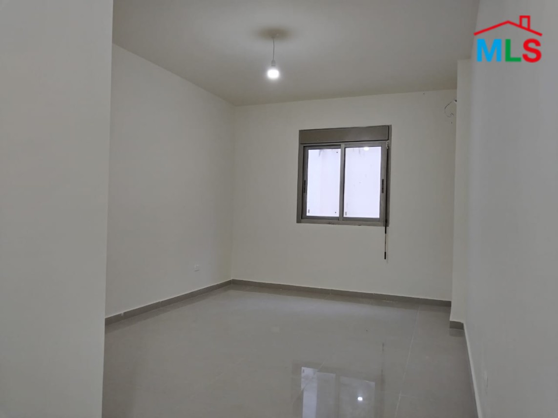 Spacious Apartment For Sale in Maaysra With 70 sqm Garden