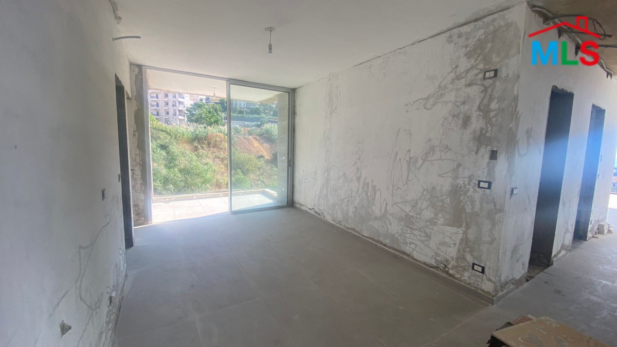 3-Bedroom Apartment With Seaview For Sale in Beit El Chaar
