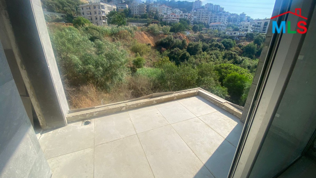 3-Bedroom Apartment With Seaview For Sale in Beit El Chaar