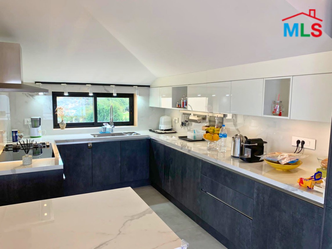 Modern Duplex With Seaview For Sale in Batroun Kfaraabida