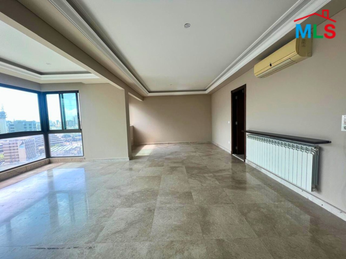 Spacious Apartment For Sale in Achrafieh, Sioufi