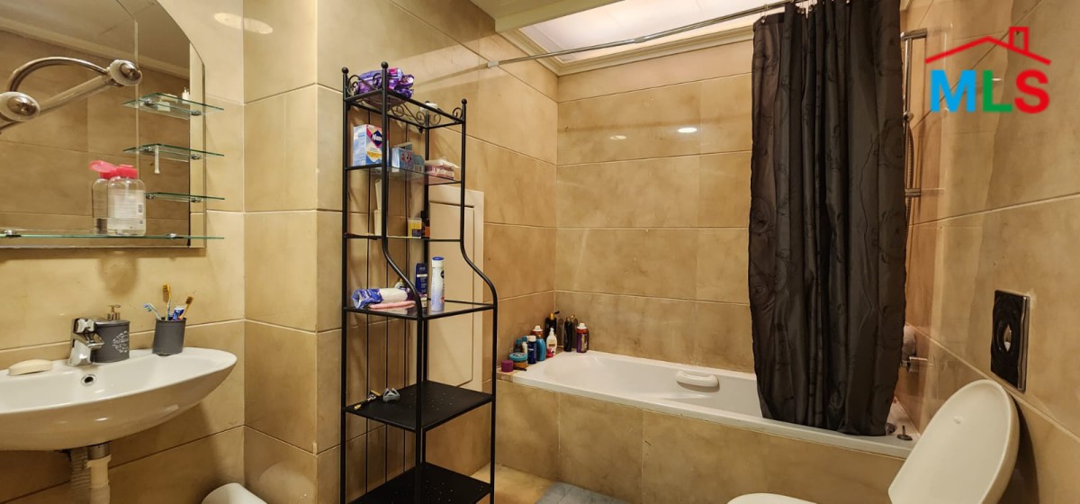 Stunning & Spacious Apartment For Sale in Baabda