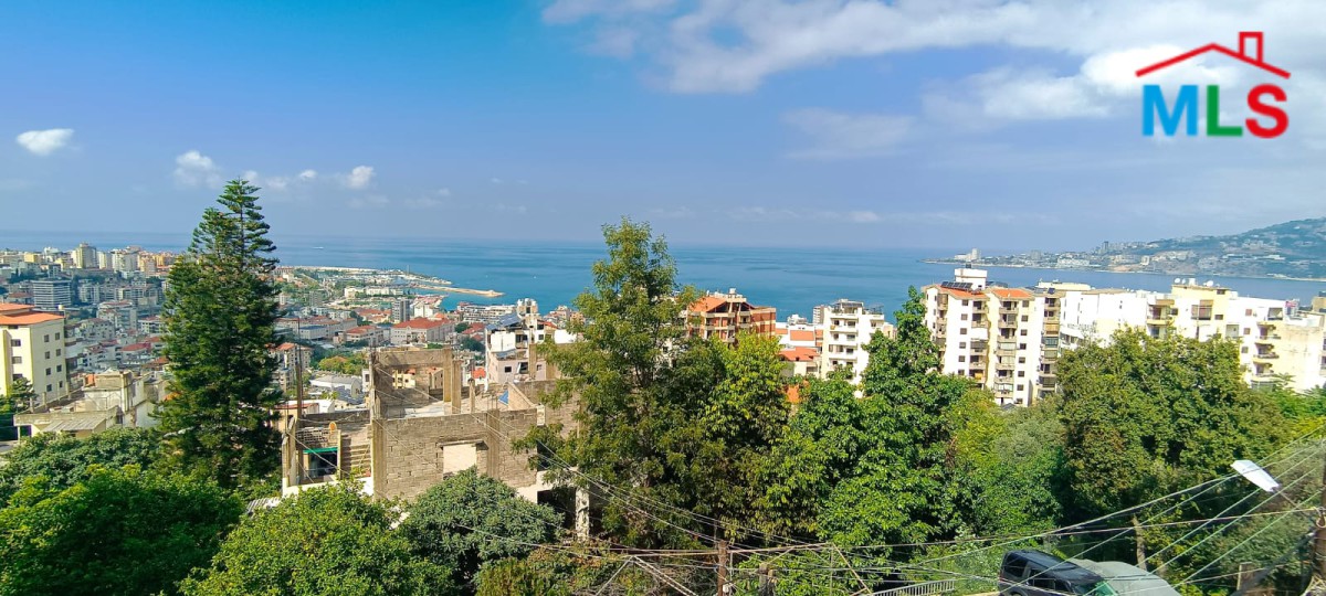 Old House With Garden For Sale in Ghadir, Jounieh