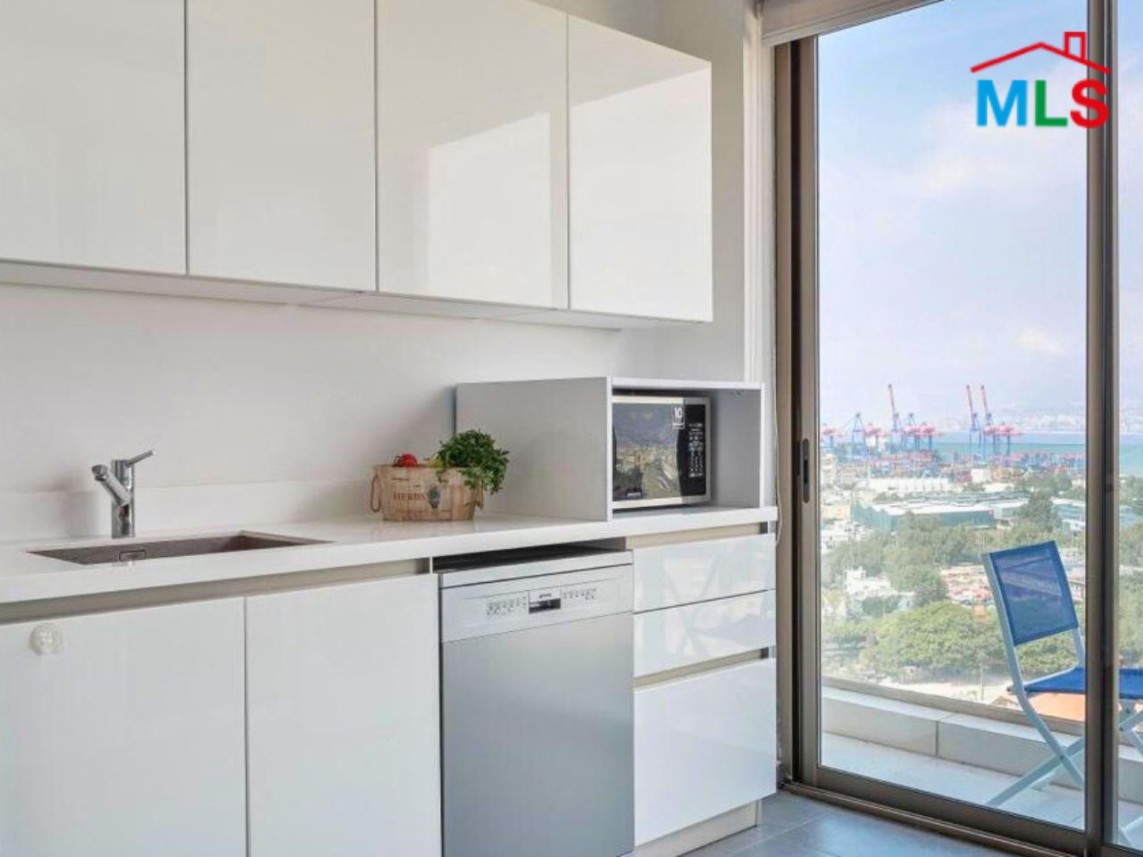 Bright & Unfurnished Apartment For Sale in Mar Mikhael